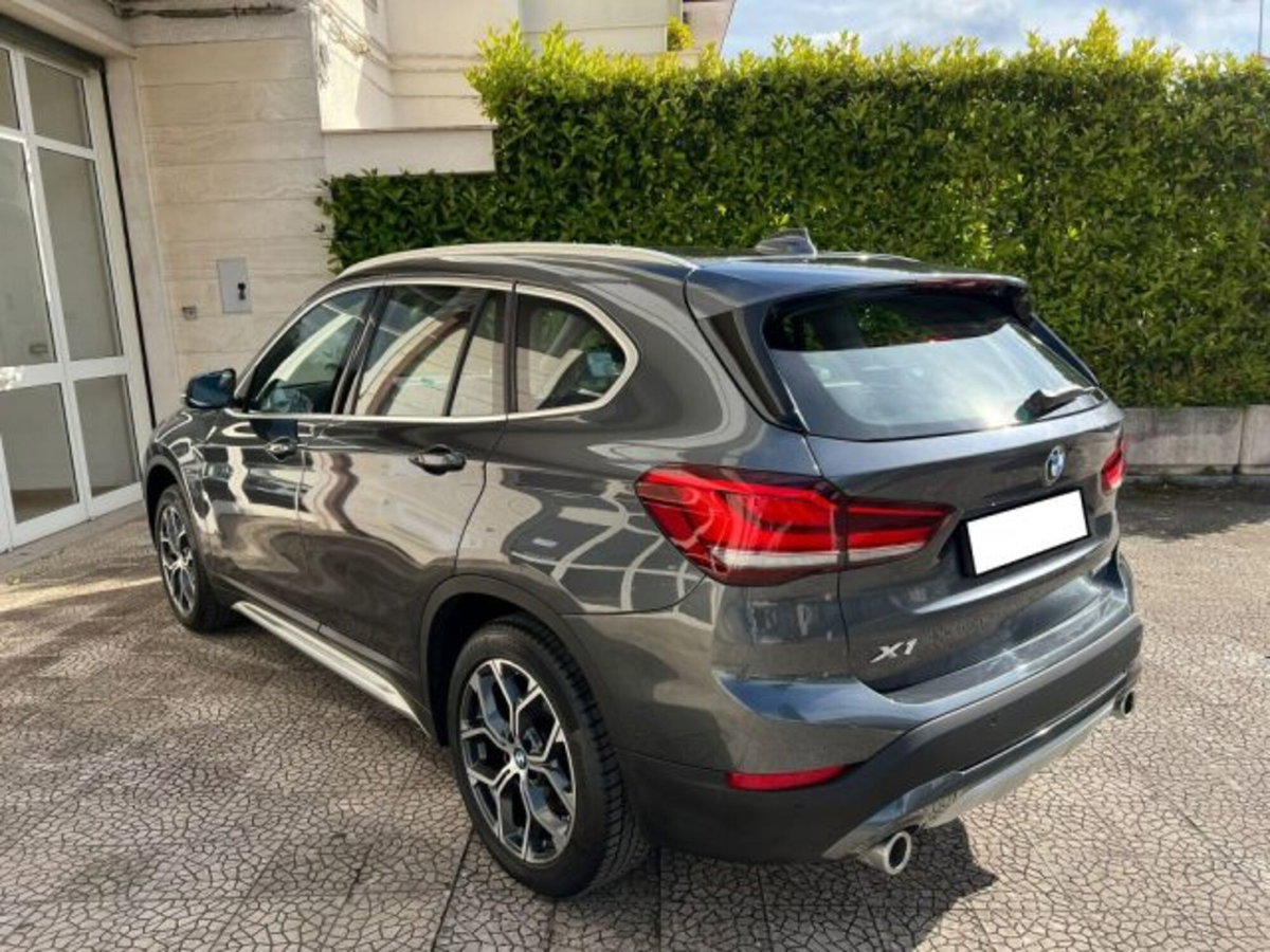 BMW X1 sDrive18d xLine Plus (8)