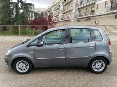 Lancia Musa 1.3 Mjt 95 CV DFN Gold (7)