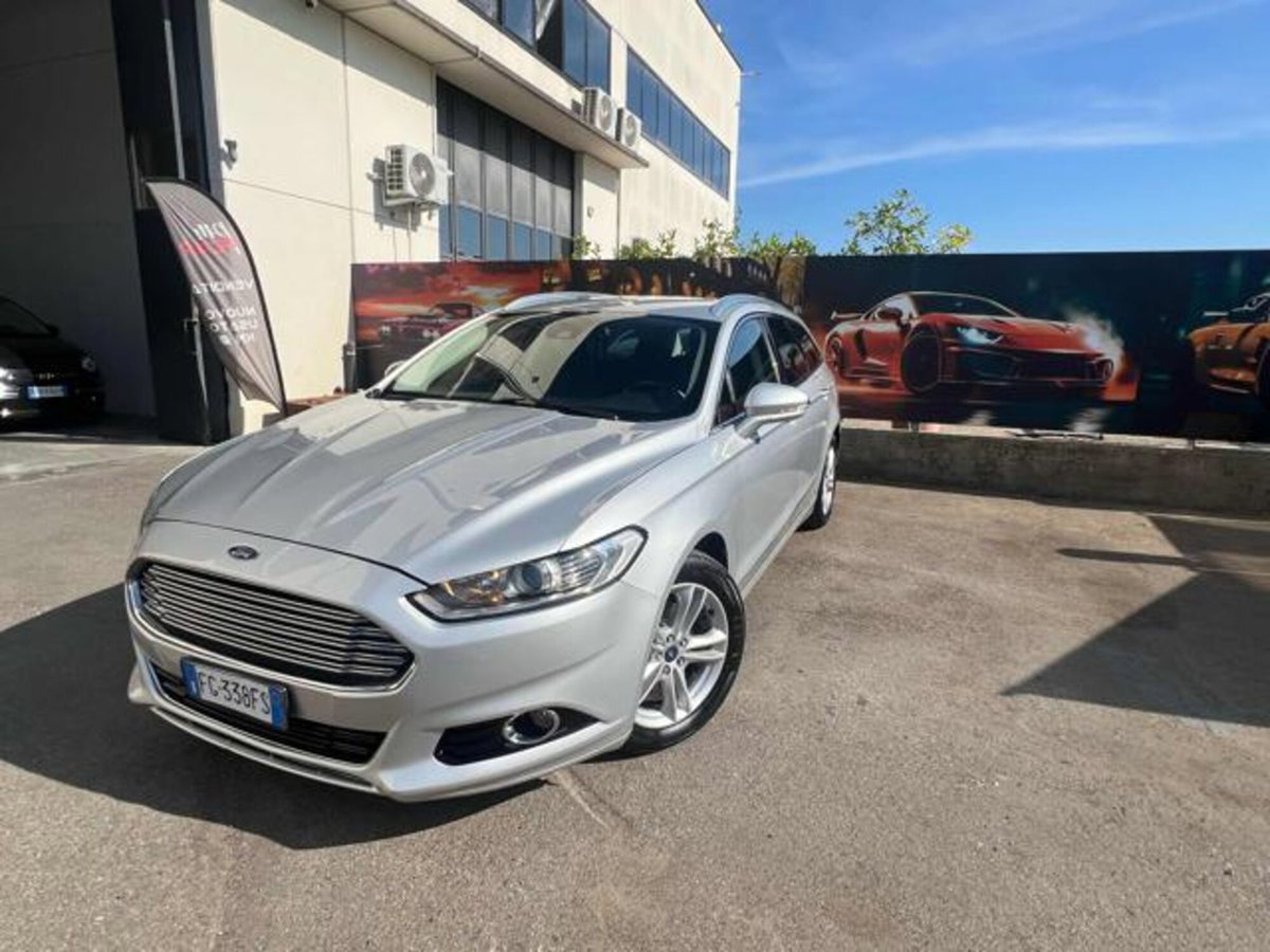 Ford Mondeo 2.0 TDCi 150 CV S&S Powershift 4 porte Vignale