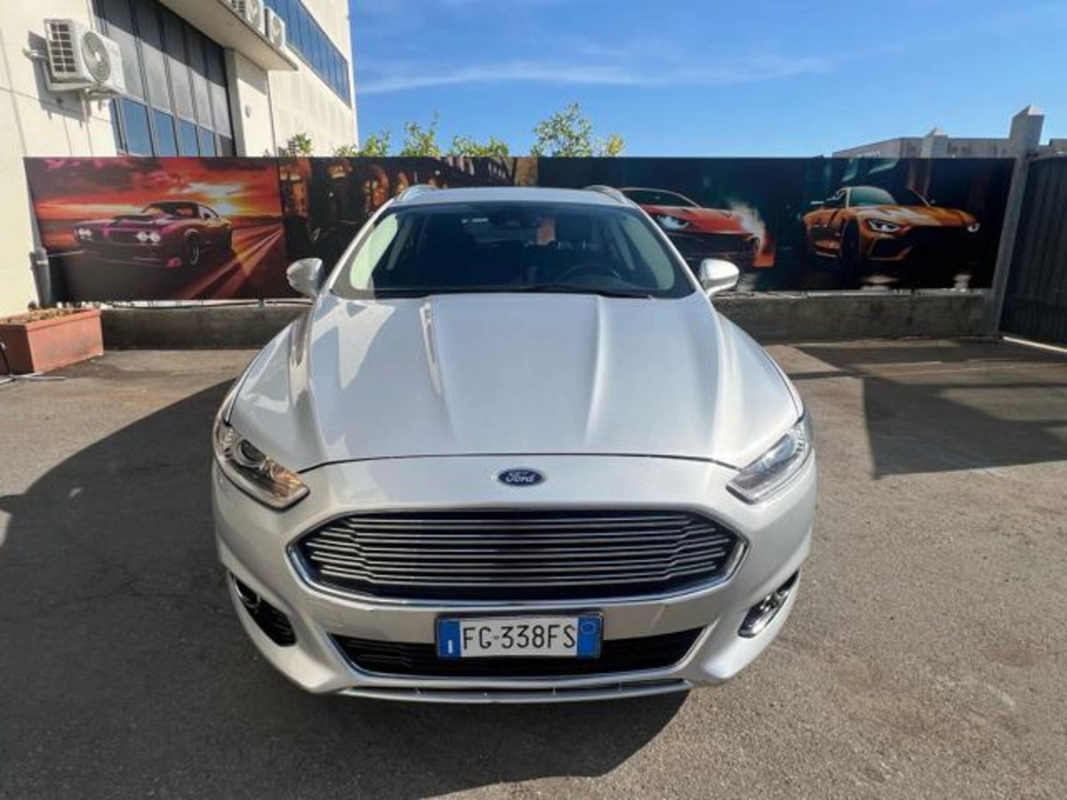 Ford Mondeo 2.0 TDCi 150 CV S&S Powershift 4 porte Vignale (3)