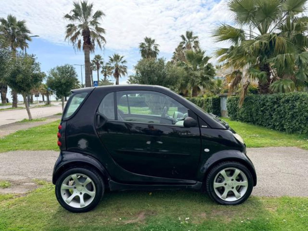 smart Fortwo 800 coupé pulse cdi (7)