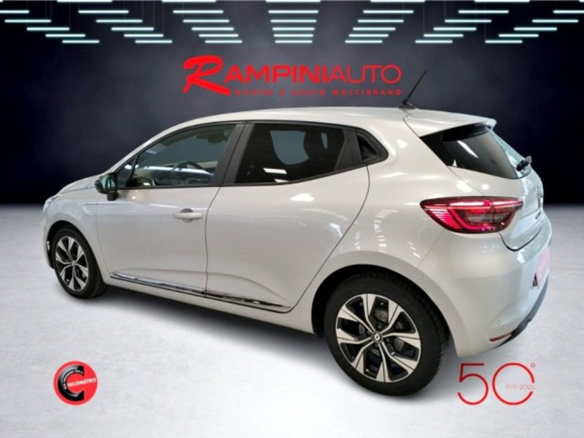Renault Clio Blue dCi 100 CV 5 porte Evolution (11)