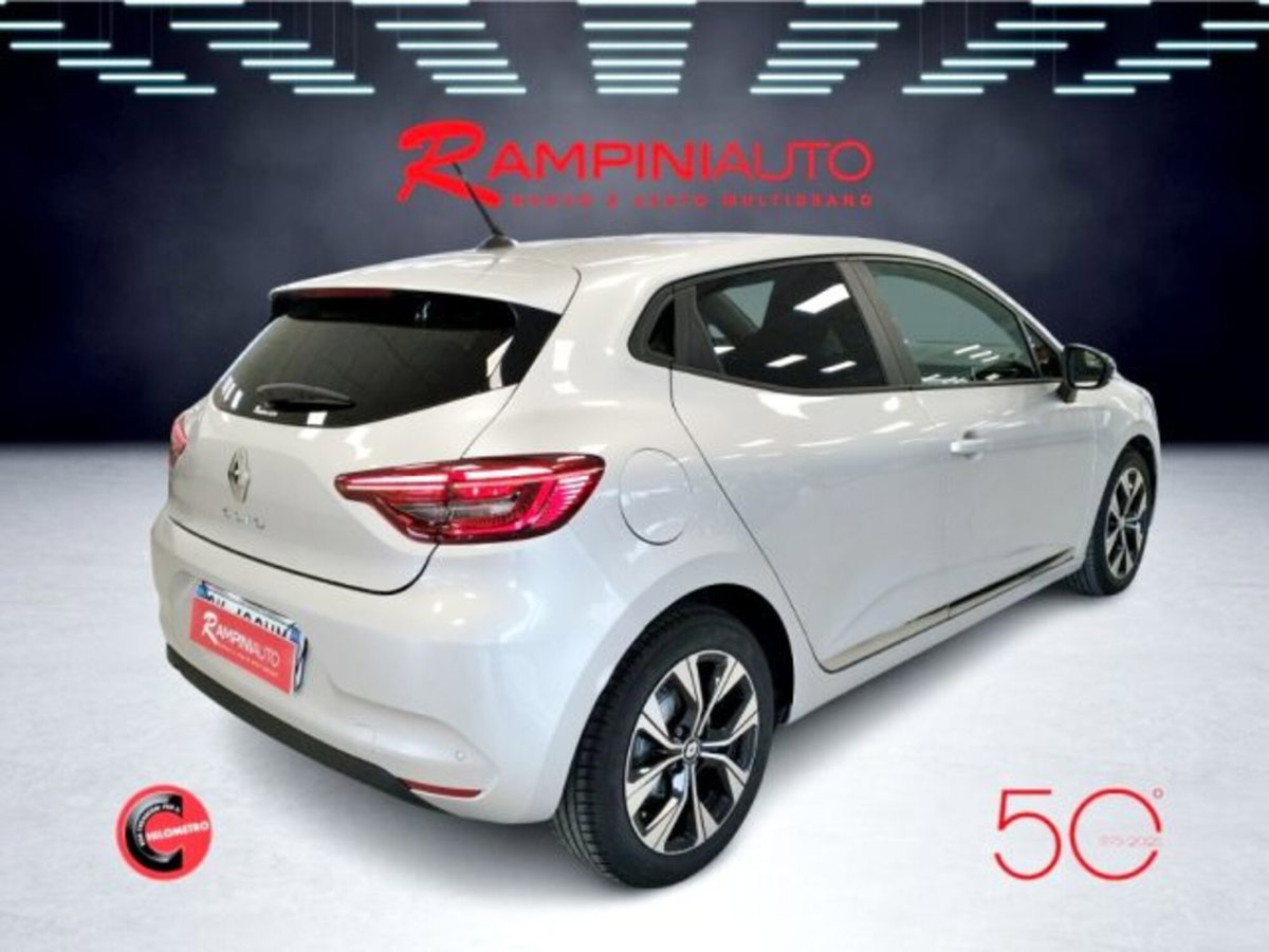 Renault Clio Blue dCi 100 CV 5 porte Evolution (8)