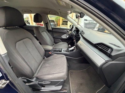 Audi Q3 2.0 TDI 150 CV Business (11)