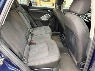 Audi Q3 2.0 TDI 150 CV Business (16)