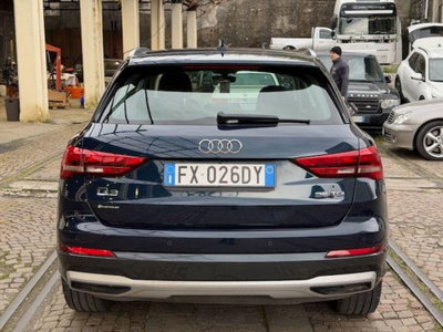 Audi Q3 2.0 TDI 150 CV Business (5)