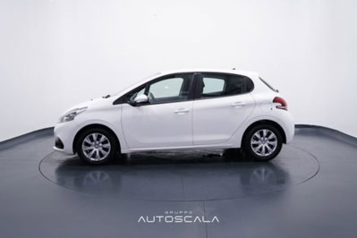 Peugeot 208 82 5 porte Access (3)