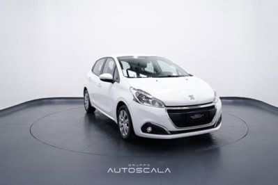 Peugeot 208 82 5 porte Access (8)