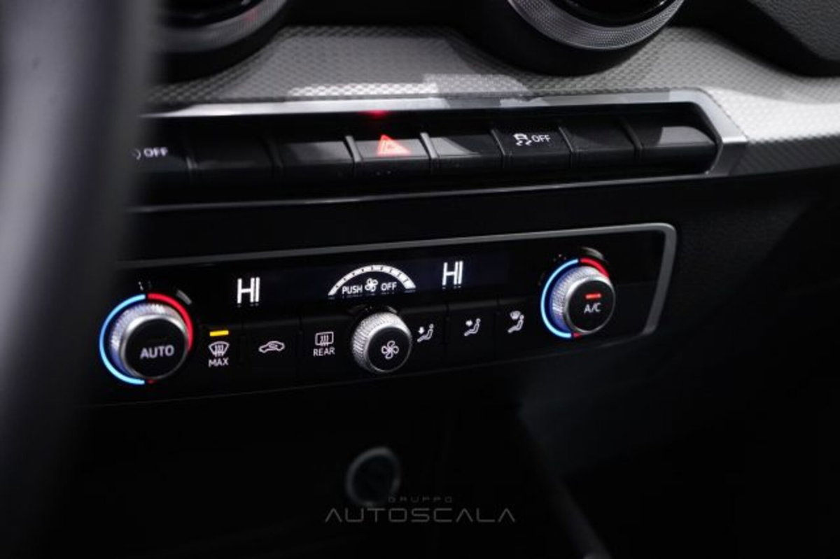 Audi Q2 Q2 35 TDI S tronic S line Edition (19)