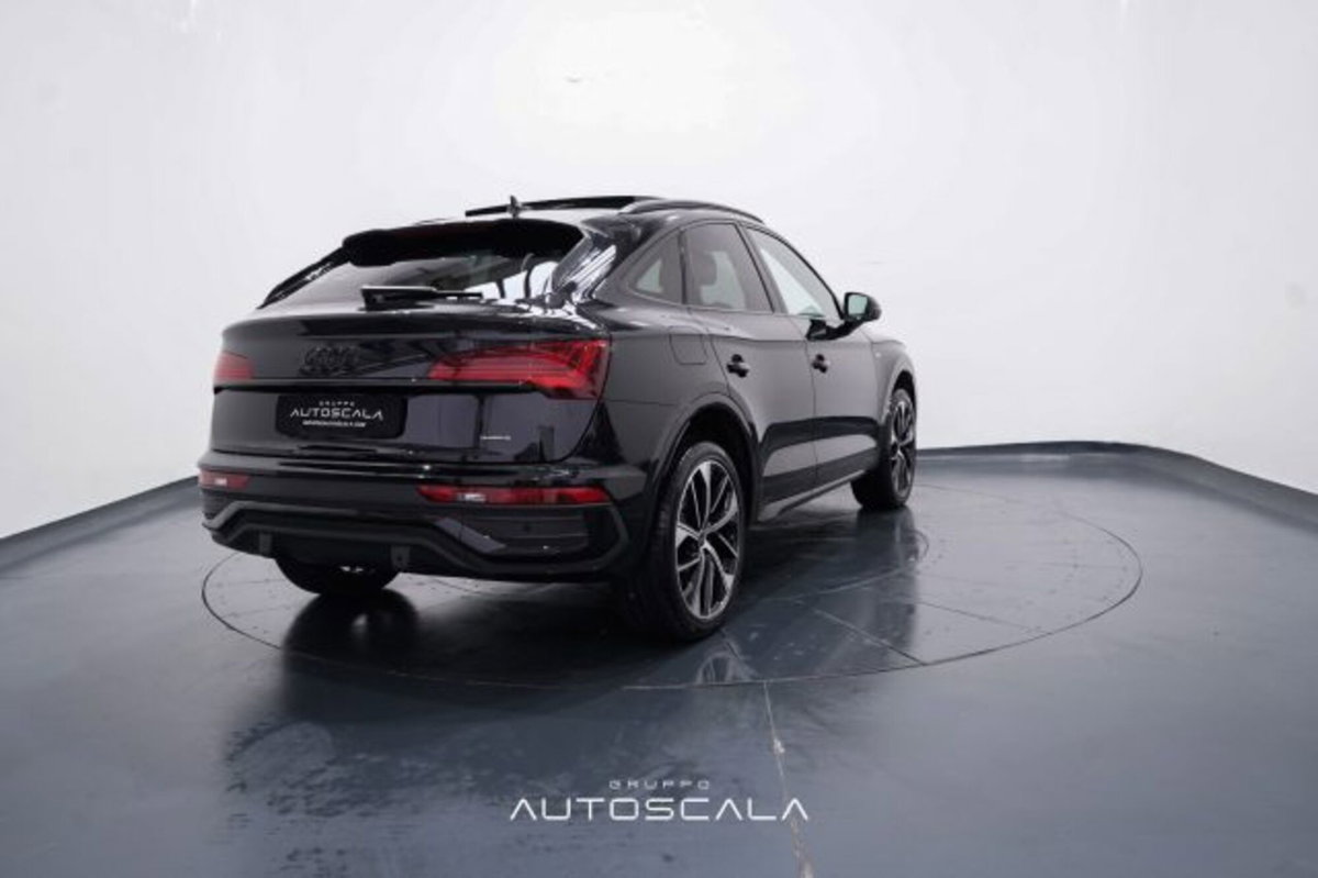 Audi Q5 Sportback 40 2.0 tdi mhev 12V S line Plus quattro s-tronic (6)