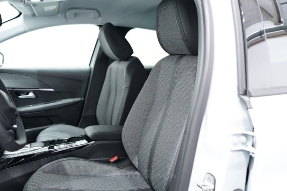 Peugeot 208 1.2 hybrid Active 100cv e-dcs 6 (10)