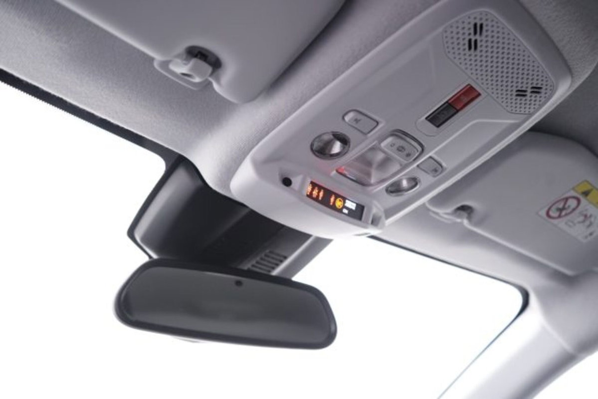 Peugeot 208 1.2 hybrid Active 100cv e-dcs 6 (17)