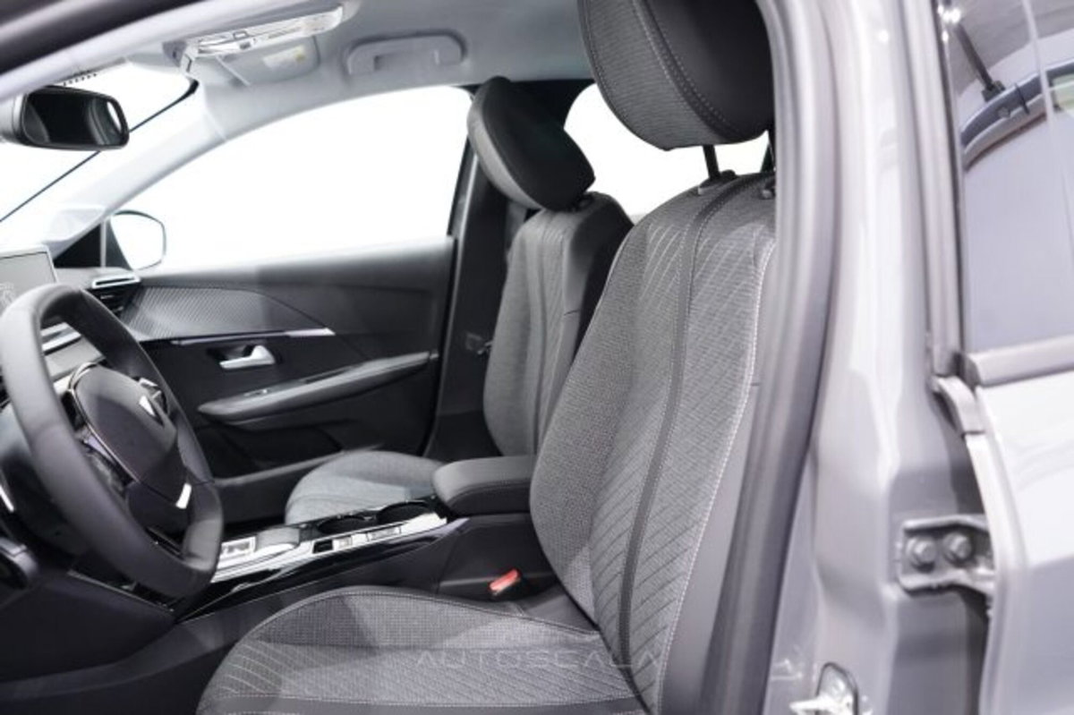 Peugeot 208 1.2 hybrid Active 100cv e-dcs 6 (11)