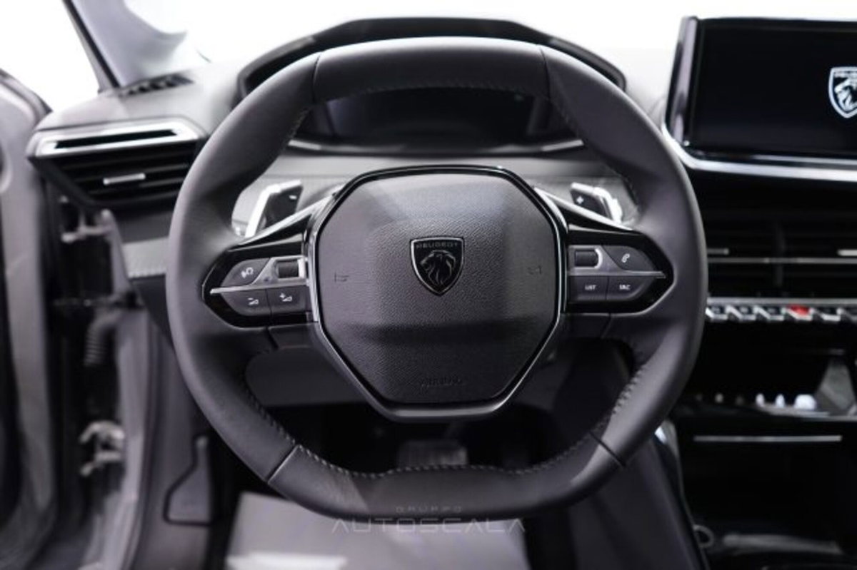 Peugeot 208 1.2 hybrid Active 100cv e-dcs 6 (13)
