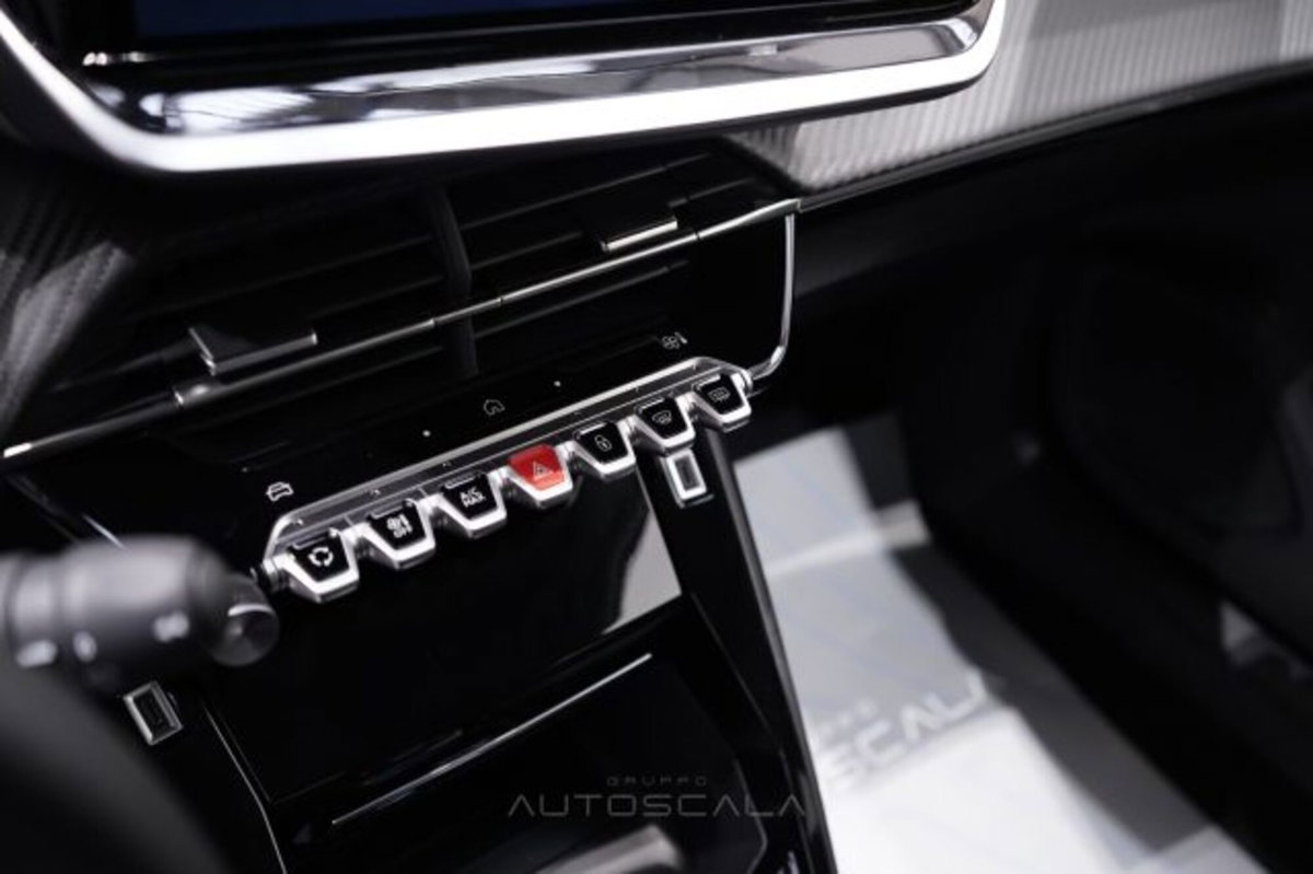 Peugeot 208 1.2 hybrid Active 100cv e-dcs 6 (14)