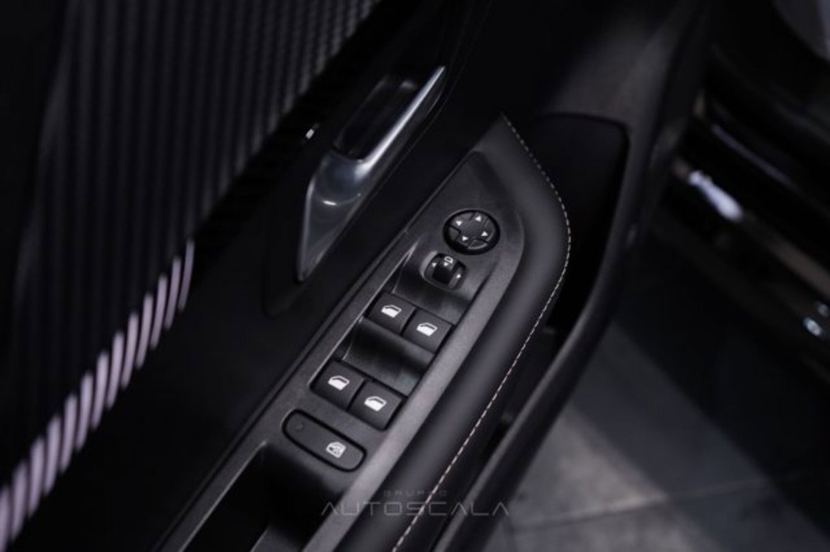 Peugeot 208 1.2 hybrid Active 100cv e-dcs 6 (3)
