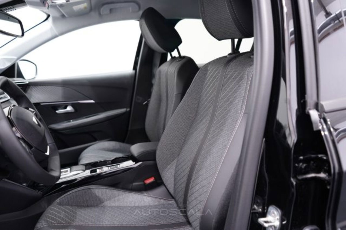 Peugeot 208 1.2 hybrid Active 100cv e-dcs 6 (4)