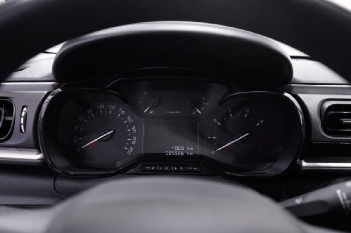 Citroen C3 BlueHDi 100 S&S Feel (14)