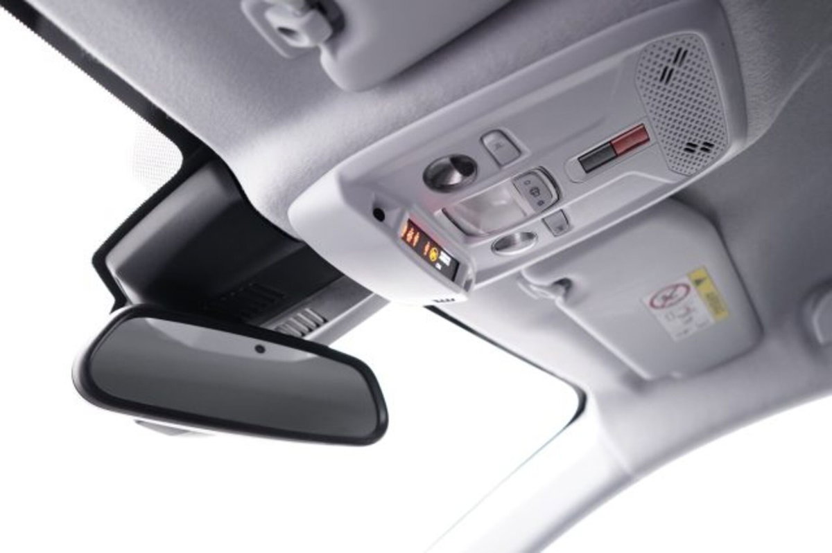 Peugeot 208 1.2 hybrid Active 100cv e-dcs 6 (18)