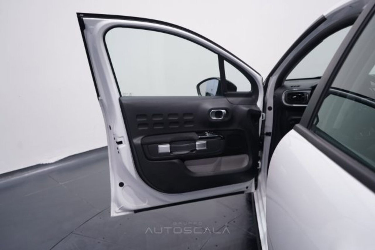 Citroen C3 BlueHDi 100 S&S Feel (8)
