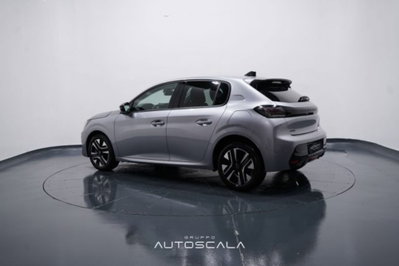 Peugeot 208 1.2 puretech Active s&s 100cv (4)