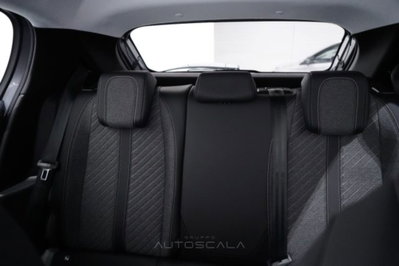 Peugeot 208 1.2 puretech Active s&s 100cv (19)