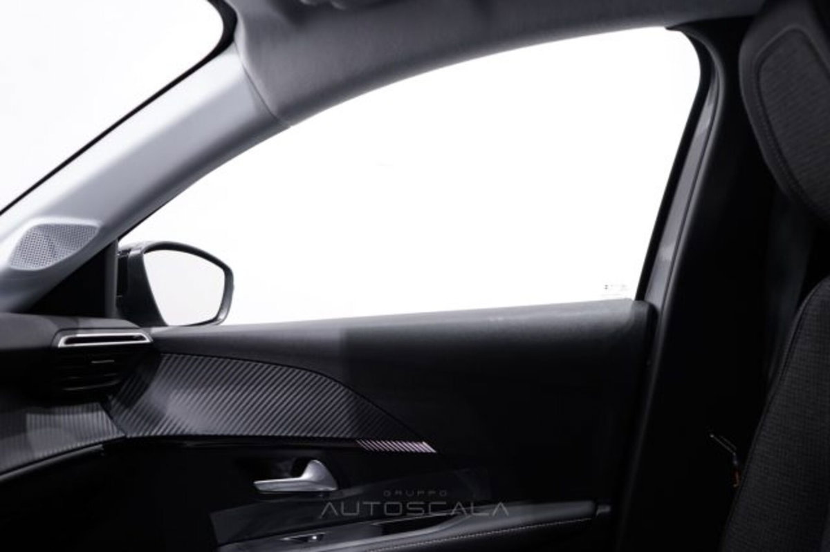 Peugeot 208 1.2 puretech Active s&s 100cv (18)