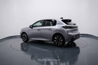 Peugeot 208 1.2 puretech Active s&s 100cv (4)