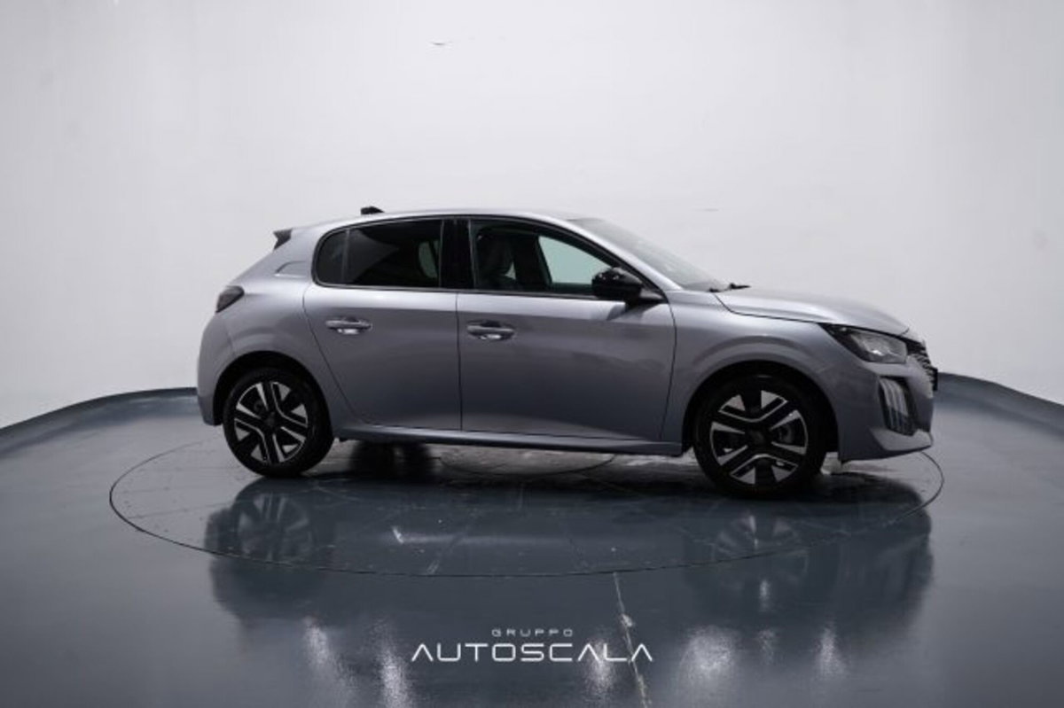 Peugeot 208 1.2 puretech Active s&s 100cv (7)