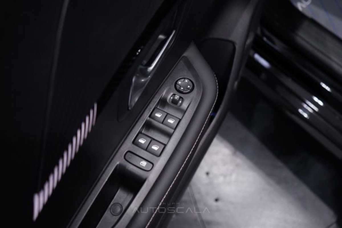Peugeot 208 1.2 puretech Active s&s 100cv (10)