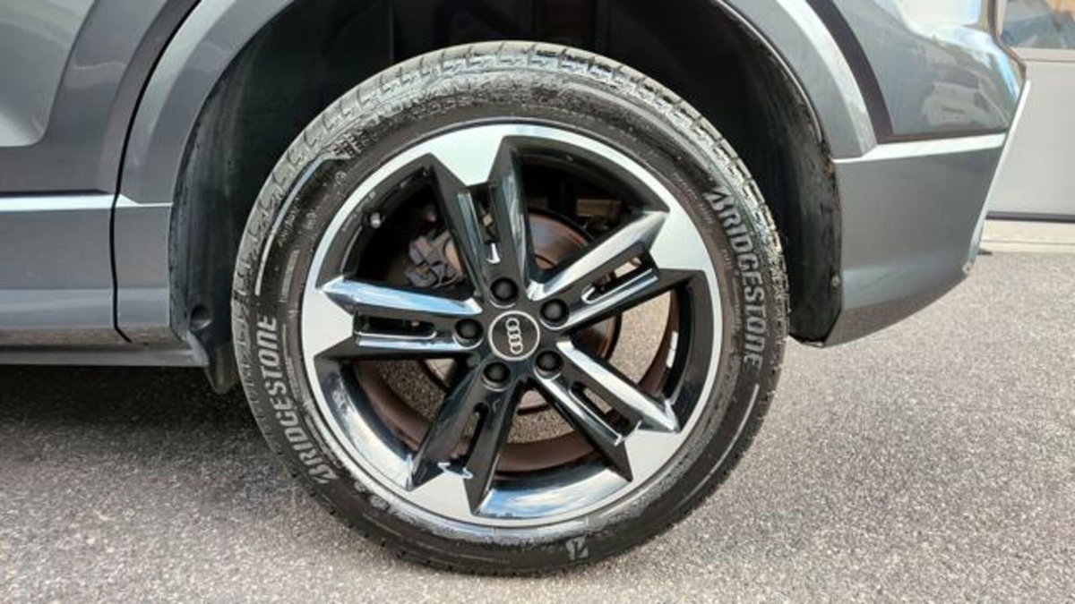 Audi Q2 Q2 30 TDI (15)