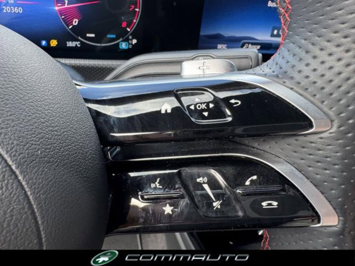 Mercedes-Benz Classe A 180 AMG Line Premium Plus auto (17)