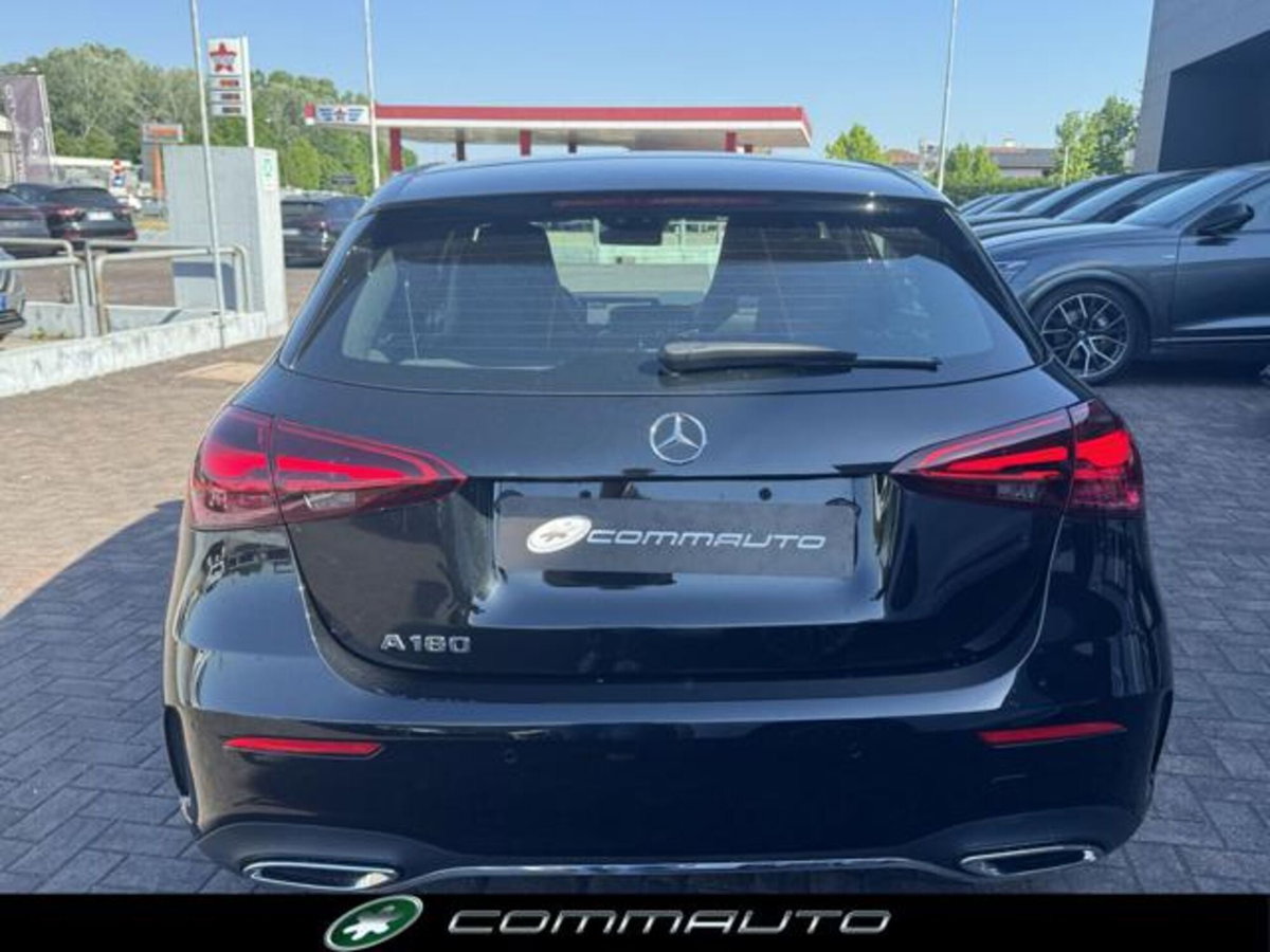 Mercedes-Benz Classe A 180 AMG Line Premium Plus auto (4)