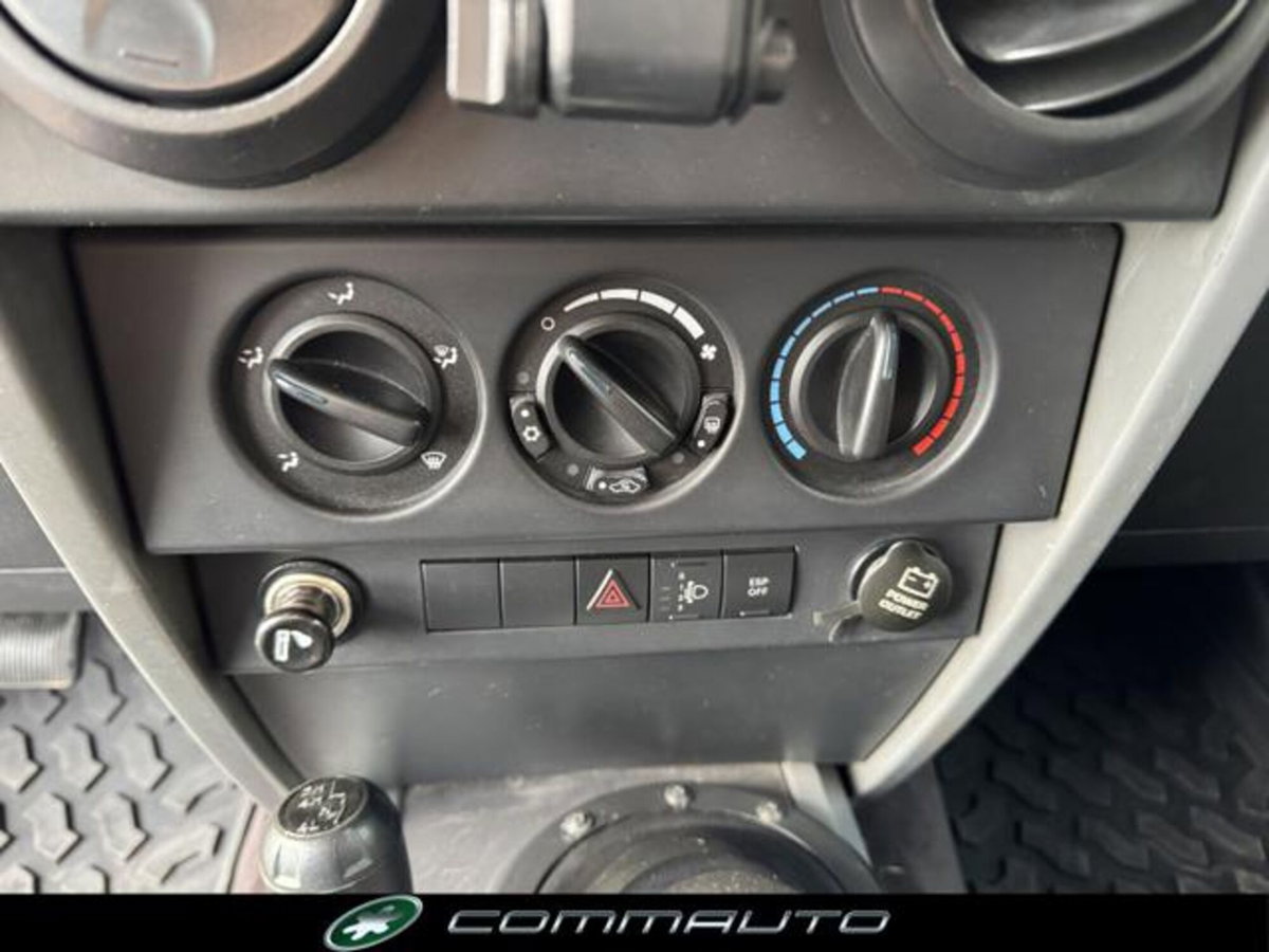 Jeep Wrangler Unlimited 2.8 CRD Sahara (15)