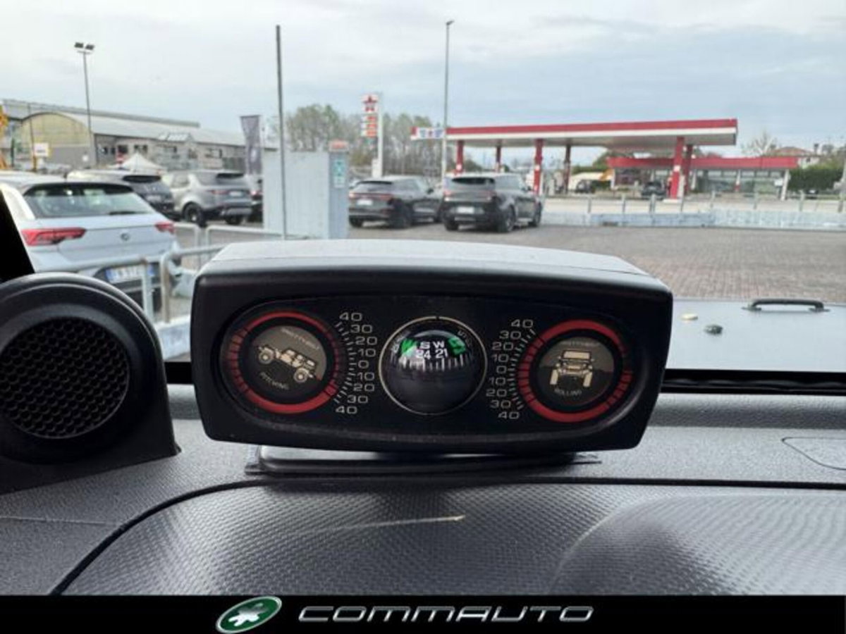 Jeep Wrangler Unlimited 2.8 CRD Sahara (16)
