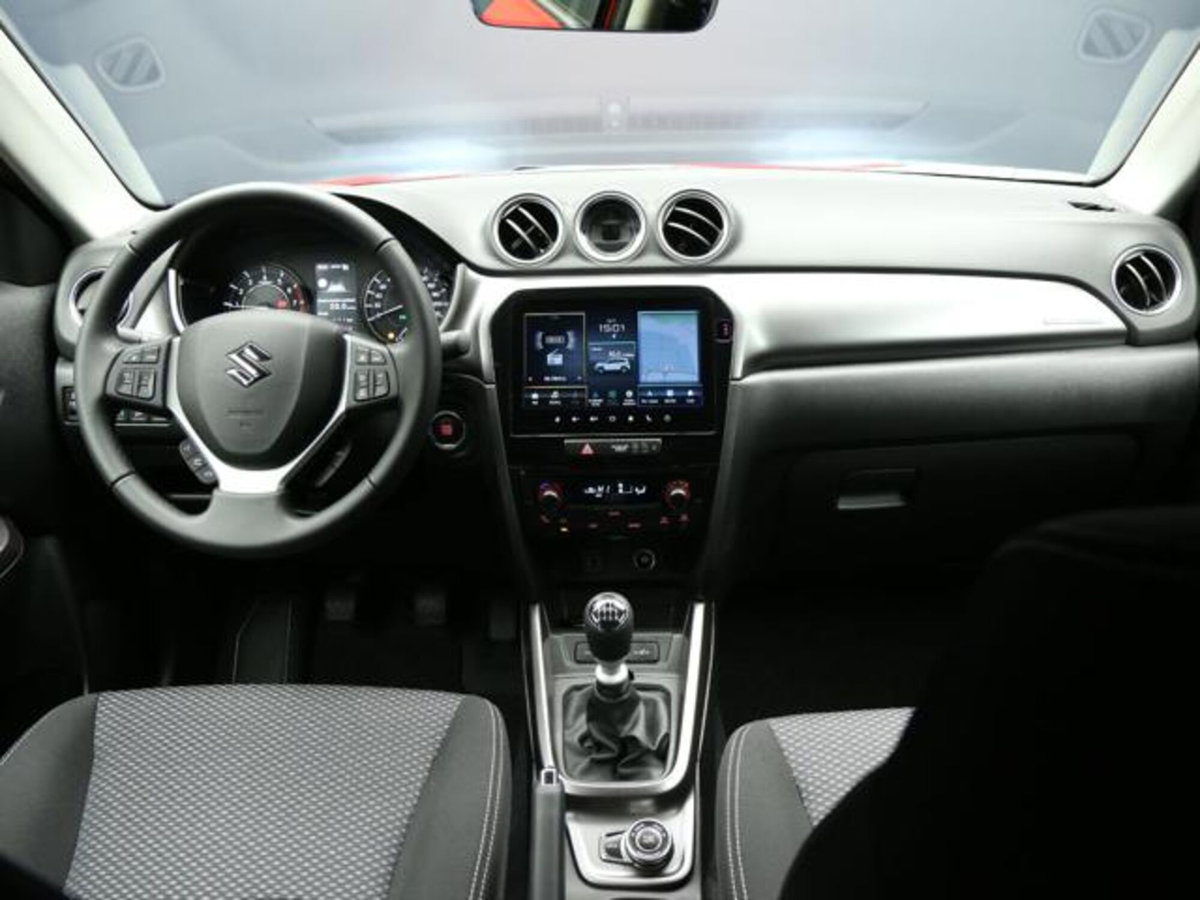 Suzuki Vitara 1.4 Hybrid 4WD AllGrip Easy Cool (11)
