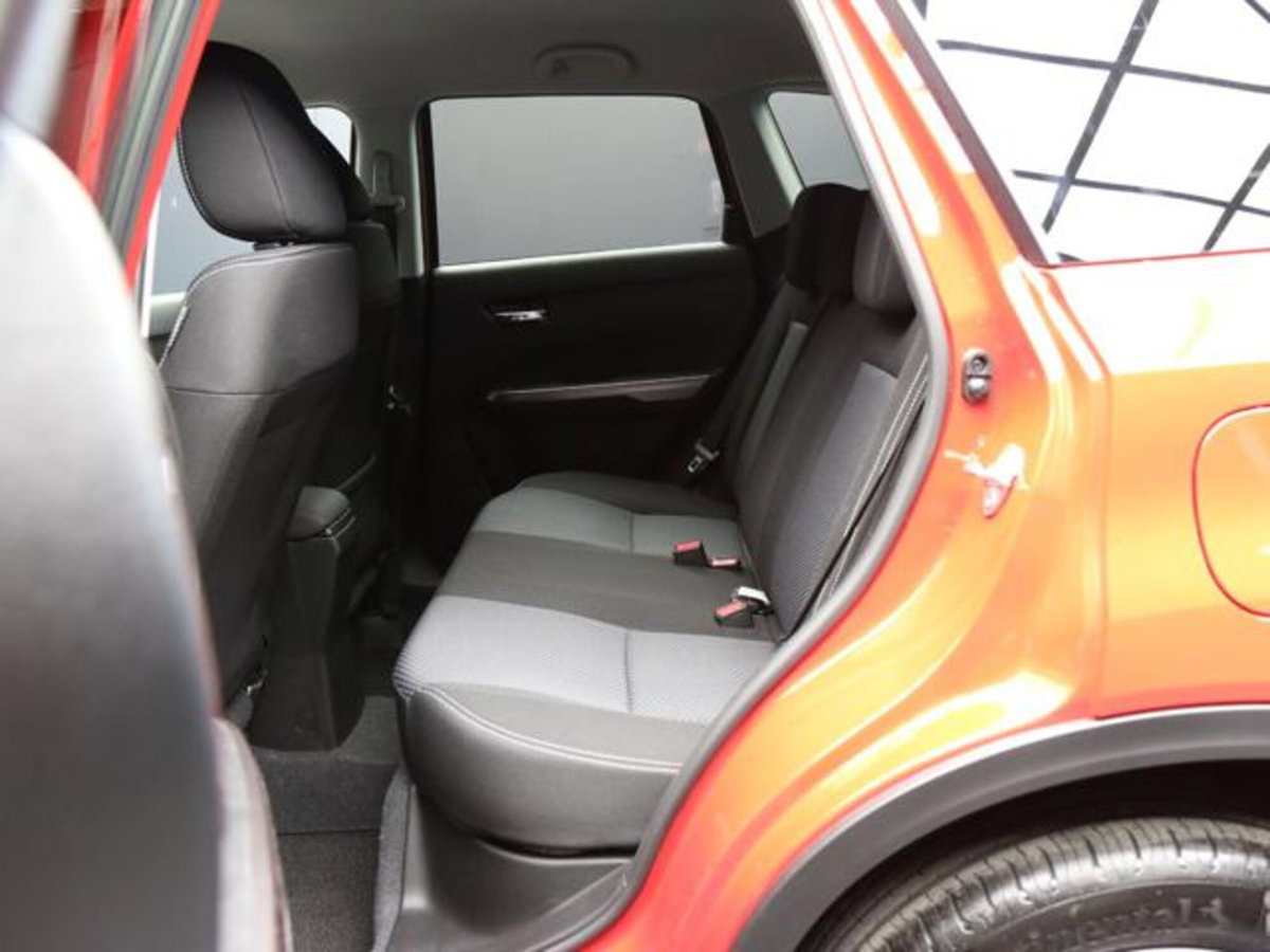 Suzuki Vitara 1.4 Hybrid 4WD AllGrip Easy Cool (8)