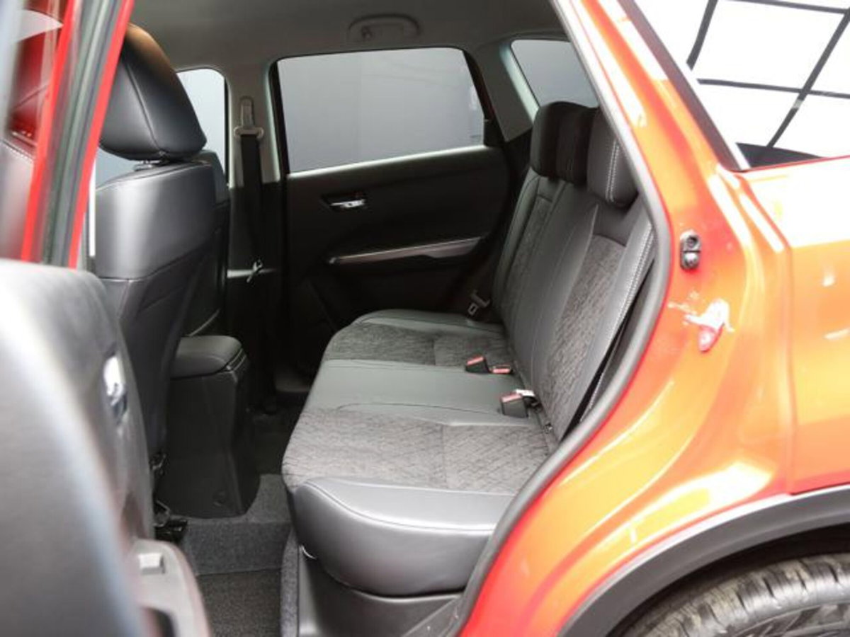 Suzuki Vitara 1.4h Top 4wd allgrip 110cv (8)