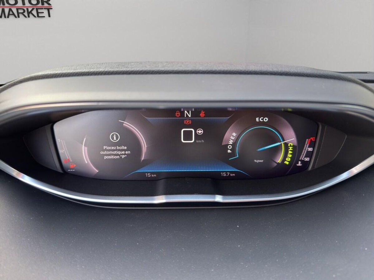 Peugeot 3008 73 kWh GT (11)