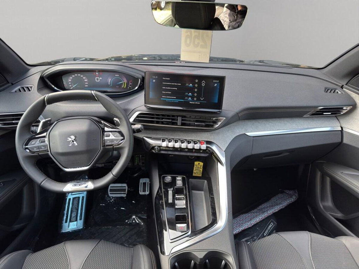 Peugeot 3008 73 kWh GT (14)