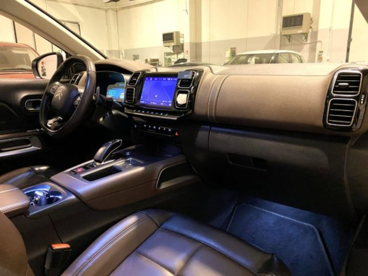 Citroen C5 Aircross Aircross Hybrid 225 E-EAT8 Shine (8)