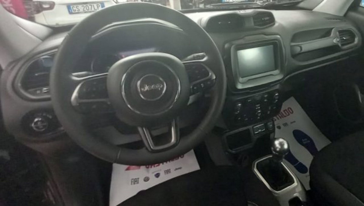 Jeep Renegade 1.6 Mjt 130 CV Limited (9)
