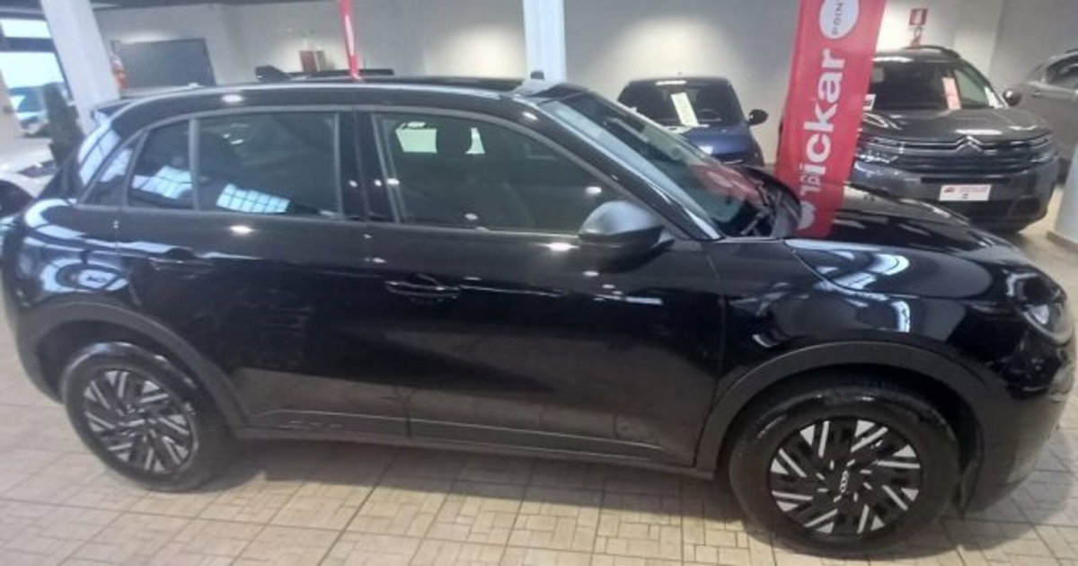 Fiat 600 1.2 hybrid 110cv auto (2)