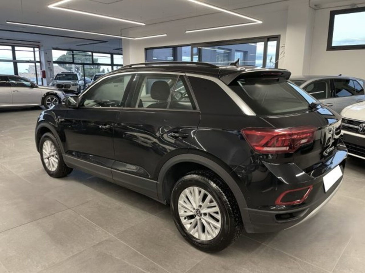 Volkswagen T-Roc 1.5 tsi Life dsg (15)