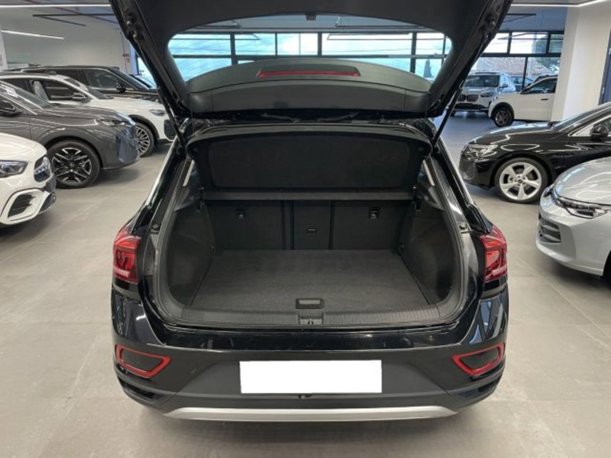 Volkswagen T-Roc 1.5 tsi Life dsg (5)