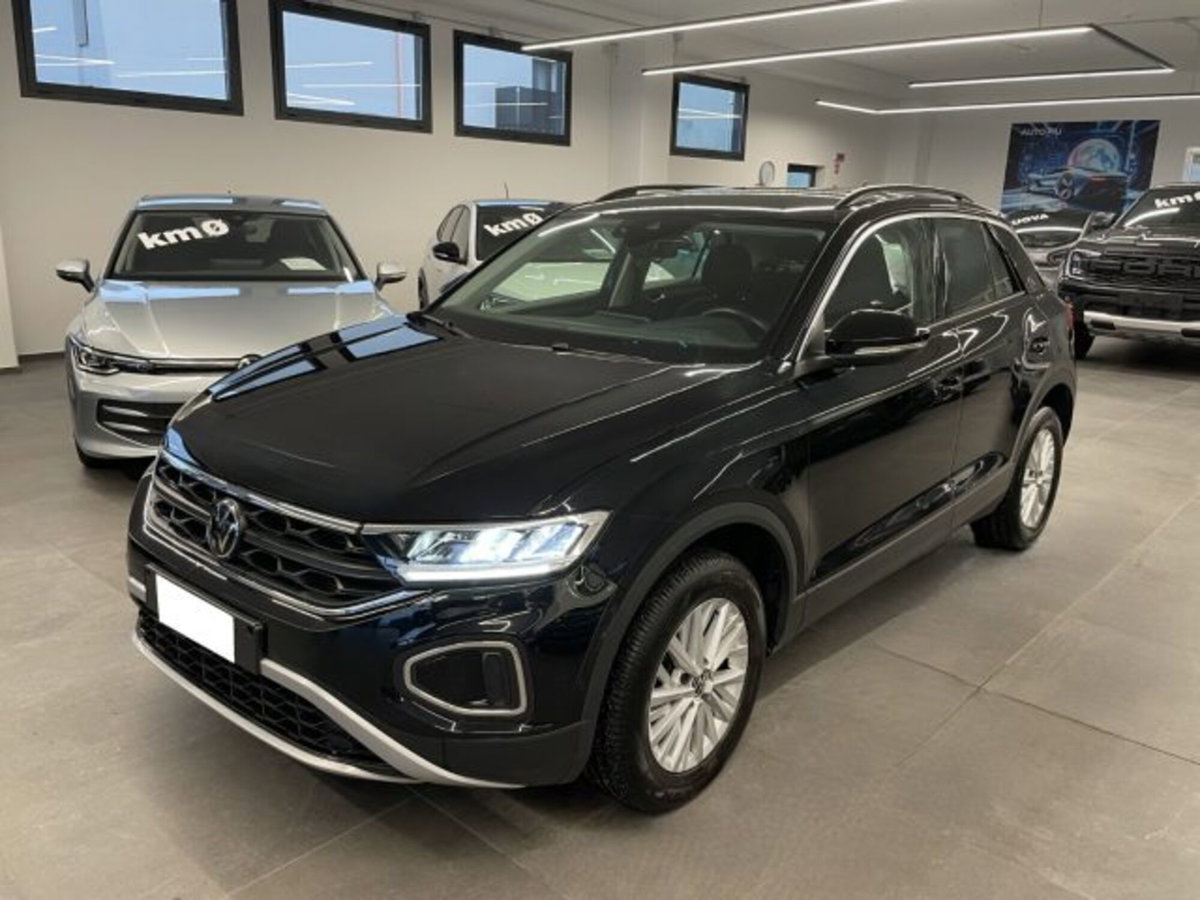 Volkswagen T-Roc 1.5 tsi Life dsg (8)
