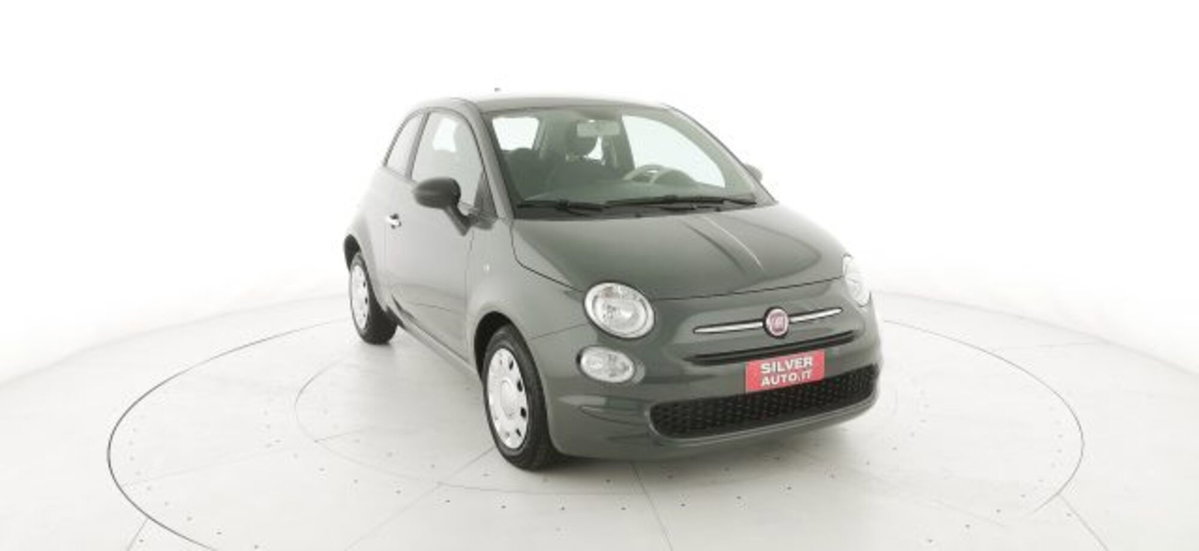 Fiat 500 1.0 Hybrid Red