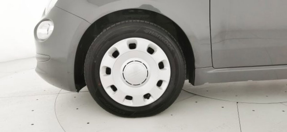 Fiat 500 1.0 Hybrid Red (16)