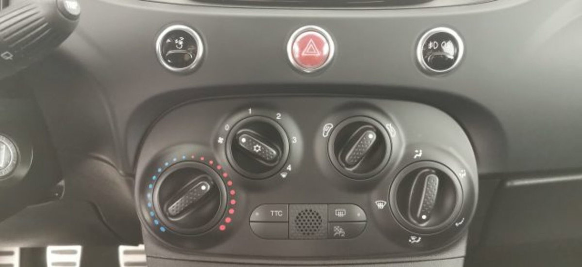 Abarth 595 Cabrio 595 C 1.4 Turbo T-Jet 165 CV Turismo (12)