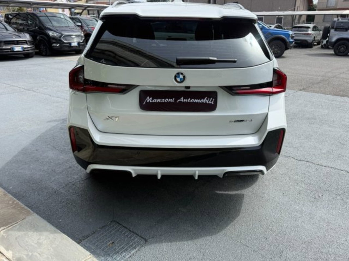 BMW X1 sDrive 18i Msport (5)